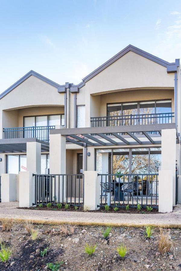 Hidden Valley Resort Wallan エクステリア 写真